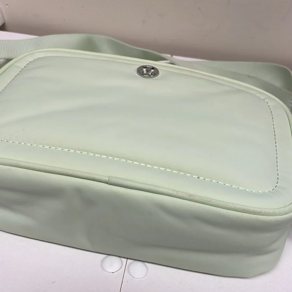 Lululemon Crossbody Camera Bag 2L